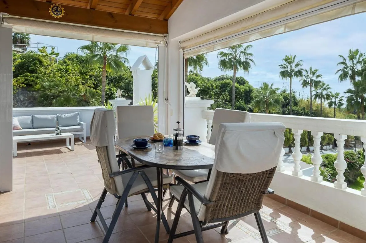 Rabat 8 Oasis Properties Нерха Испания