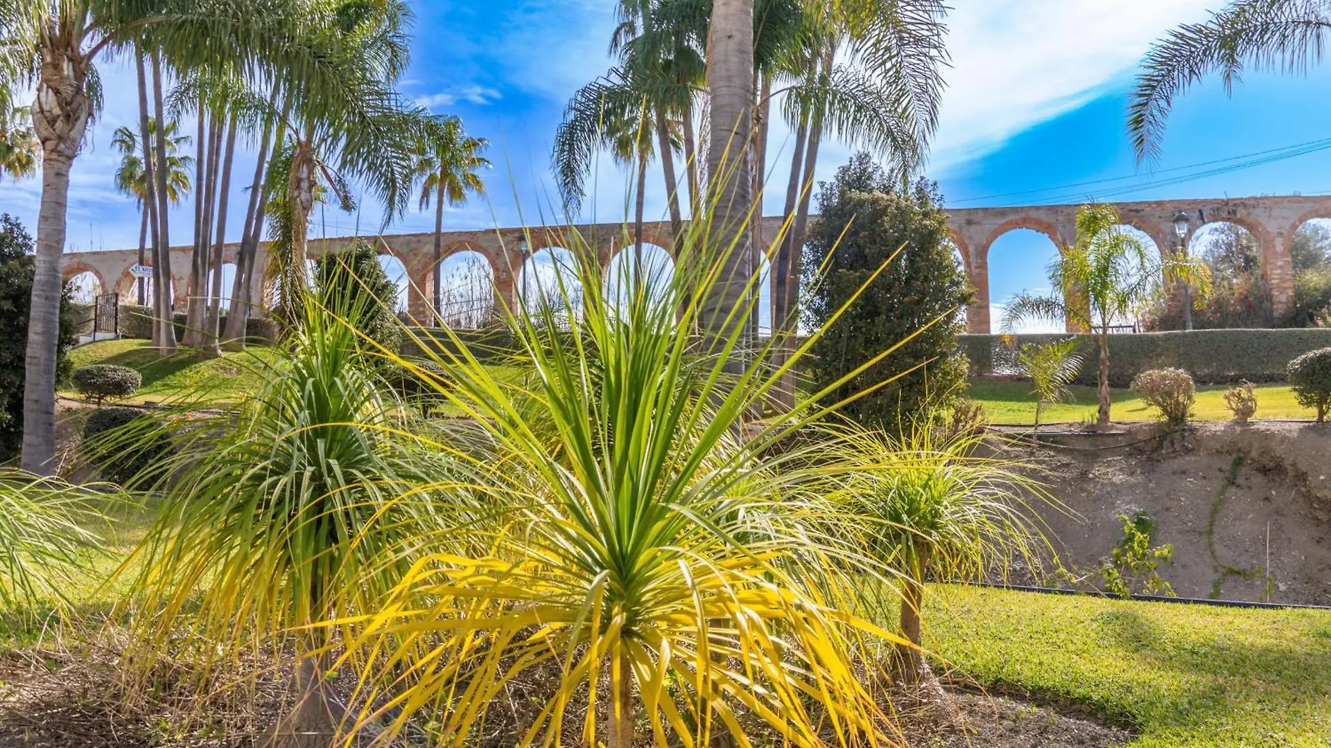 Апартаменты Rabat 8 Oasis Properties Нерха Испания